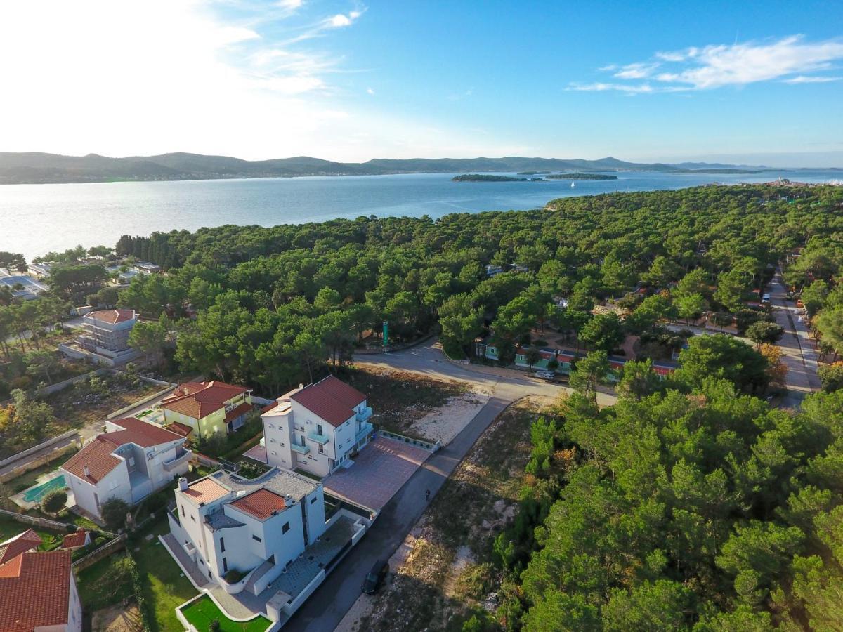 Villa Astoria ビオグラード・ナ・モル エクステリア 写真
